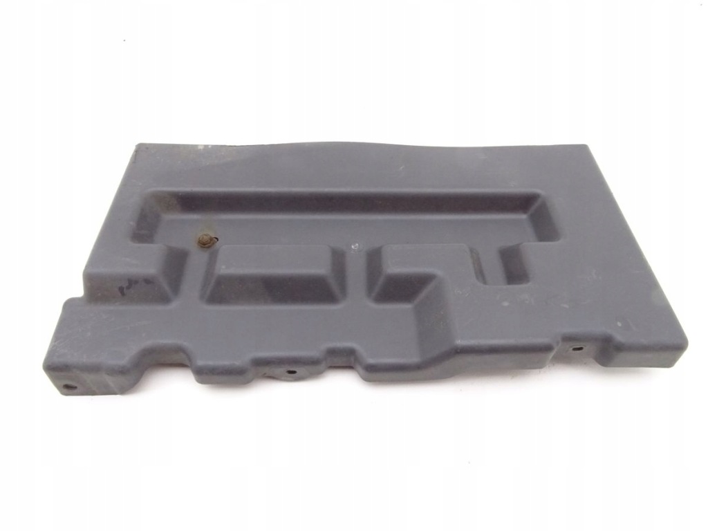 фото №1, Iveco stralis e3/4/5 защита подкрылок правый перед