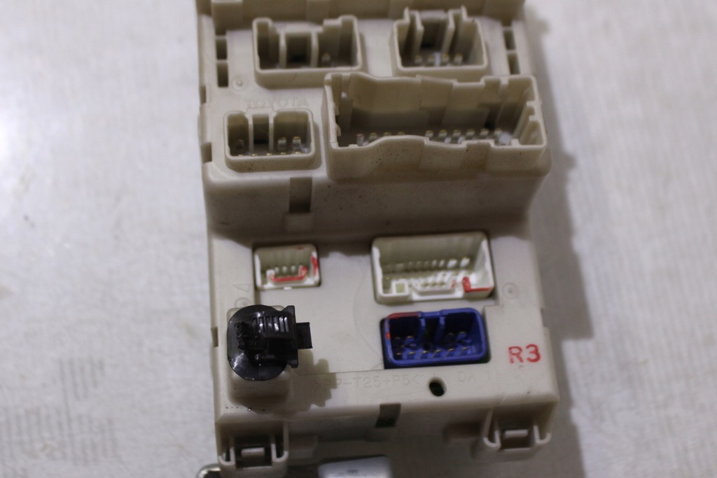 фото №4, Модуль bsi toyota rav4 ii