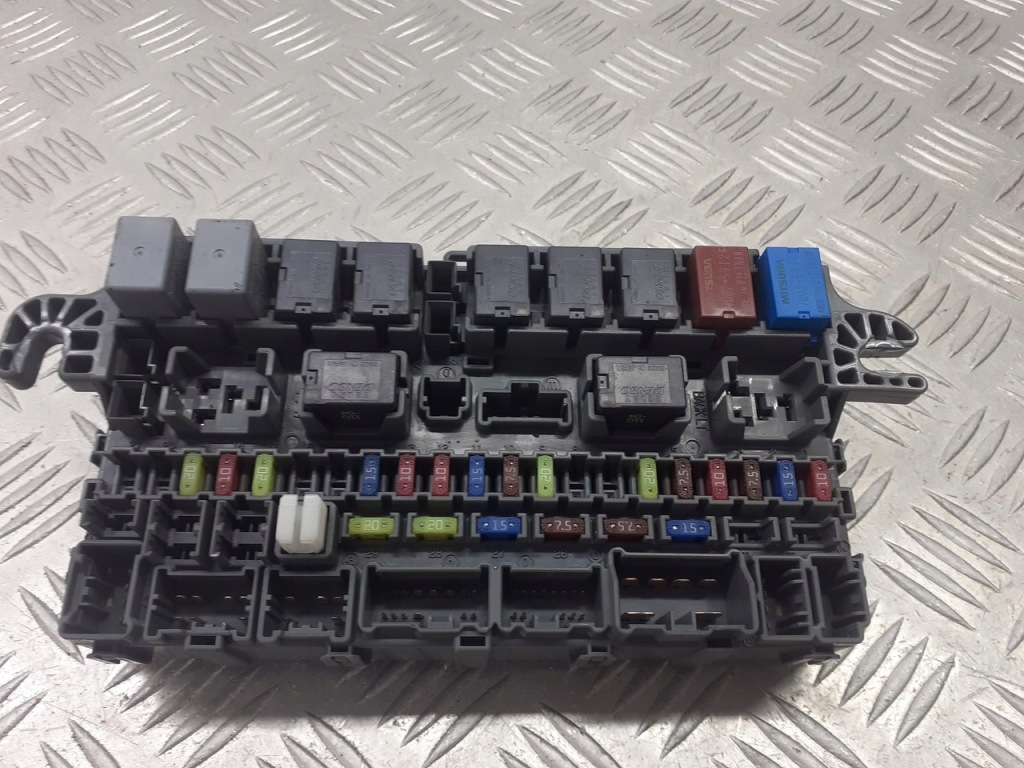 фото №1, Коробка запобіжників honda jazz ii 1.4 idsi pp-gf15