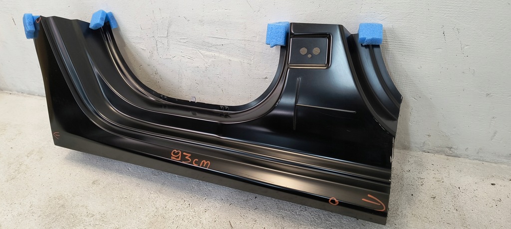 фото №12, Поріг обшивка праве peugeot 208 ii