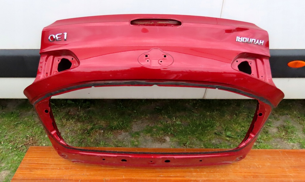 фото №1, Крышка багажника задняя задняя hyundai i30 3 iii h/b