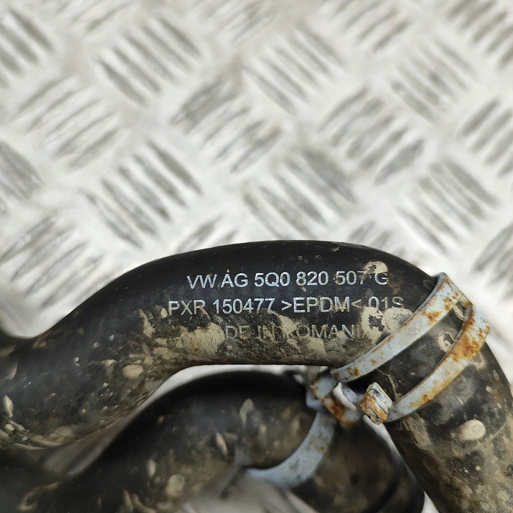 фото №7, Audi a3 s3 8v 2016 шланг / wąż радиатора