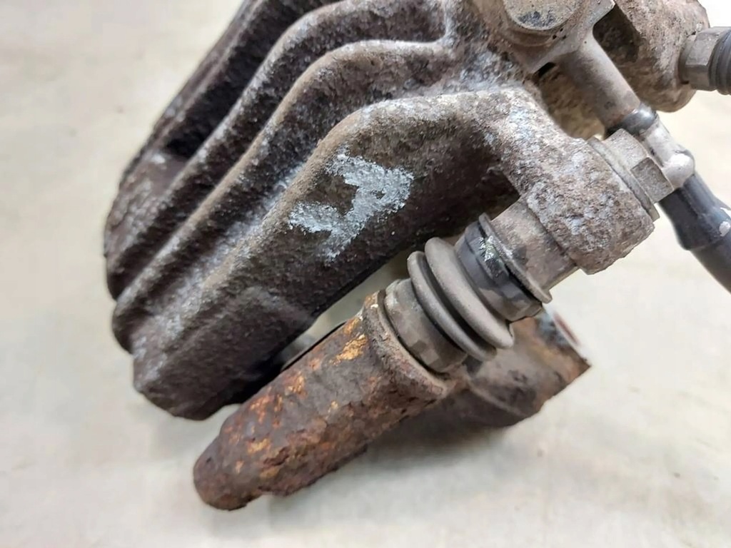 фото №5, Суппорт тормозной правый задняя skoda roomster 1.6