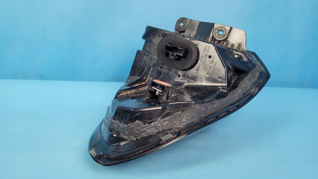 Bmw x3 g01 lci sdrive30i 23r лампа лівий задній led 9463049 przerabiana з америка Оригінал