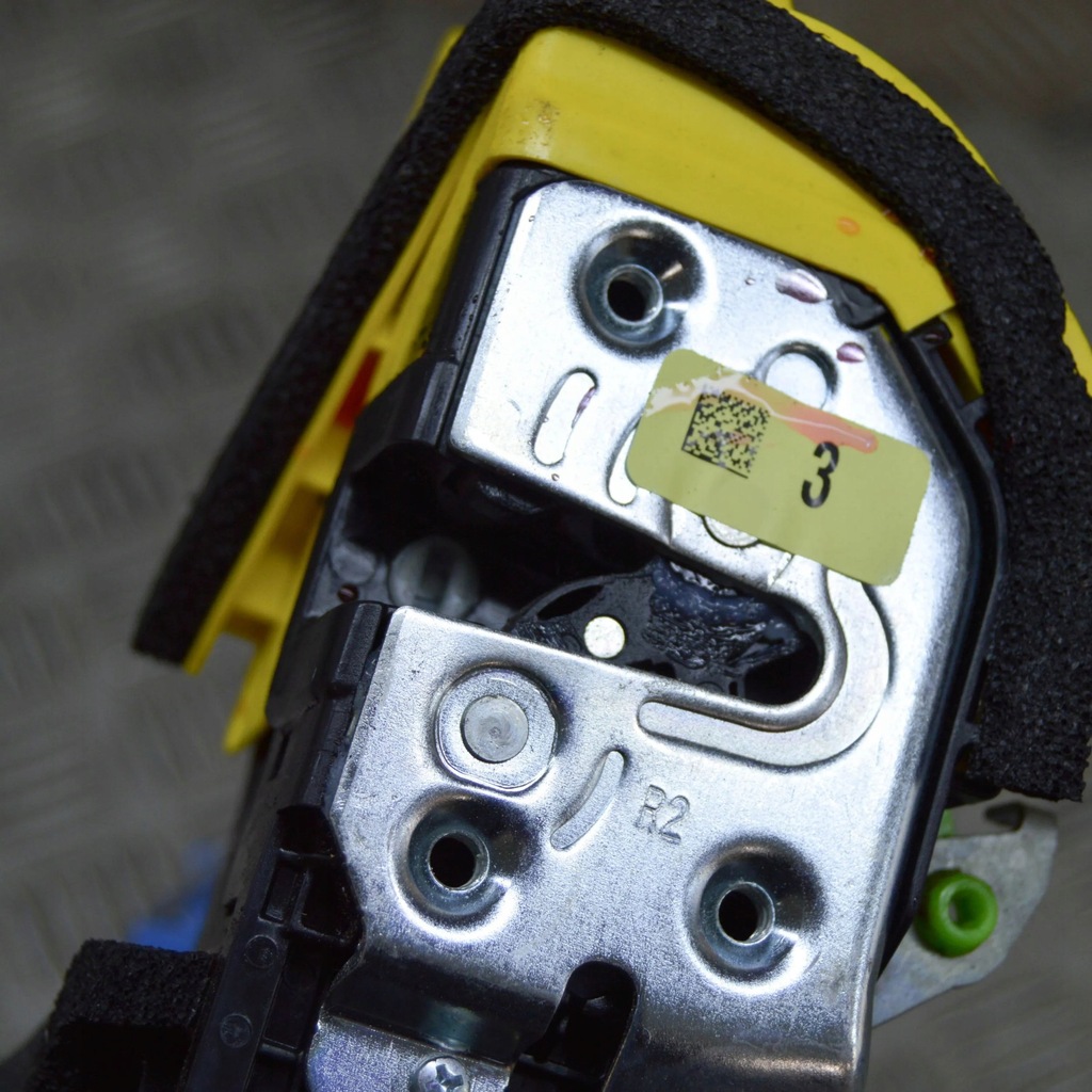 фото №6, Hyundai ioniq 5 2022 правая сторона замок дверь задних