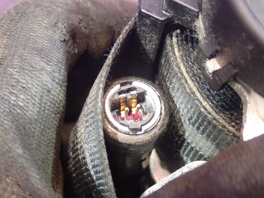 фото №5, Peugeot 1007 05-09 pas безопасности левый перед 96446708xx