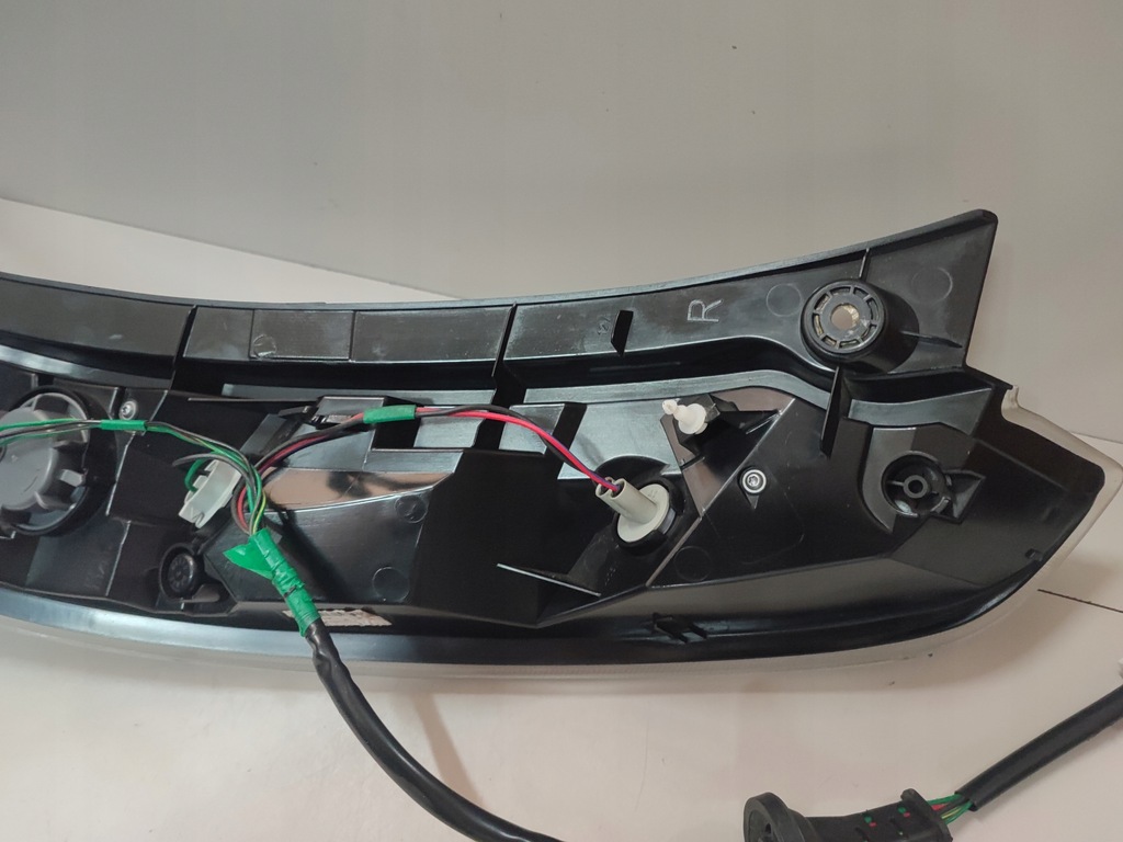 фото №7, Лампа правый задняя задняя правая nissan leaf i 266503nl0b