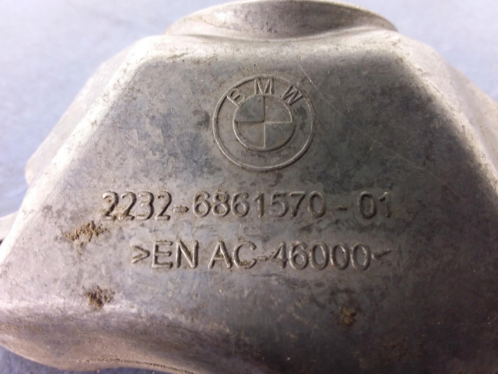 фото №6, Bmw 7 g11 g12 g30 3.0d кронштейн коробки 6861570