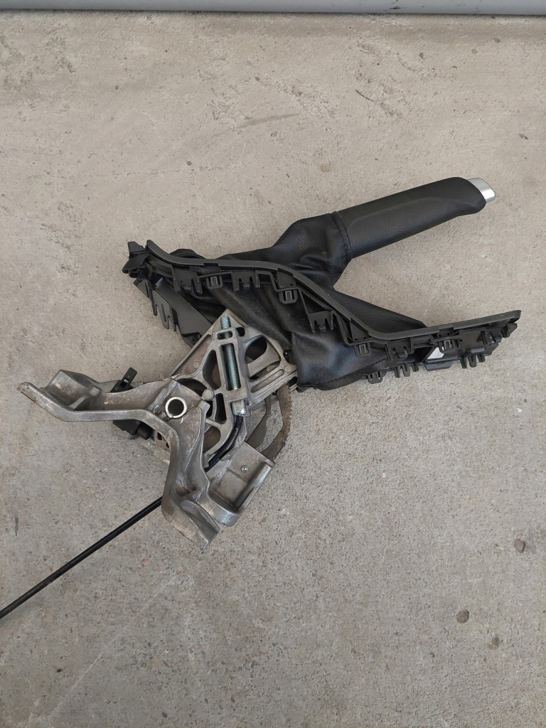 Купить Connect tourneo mk2 13- рычаг тормоза ручного