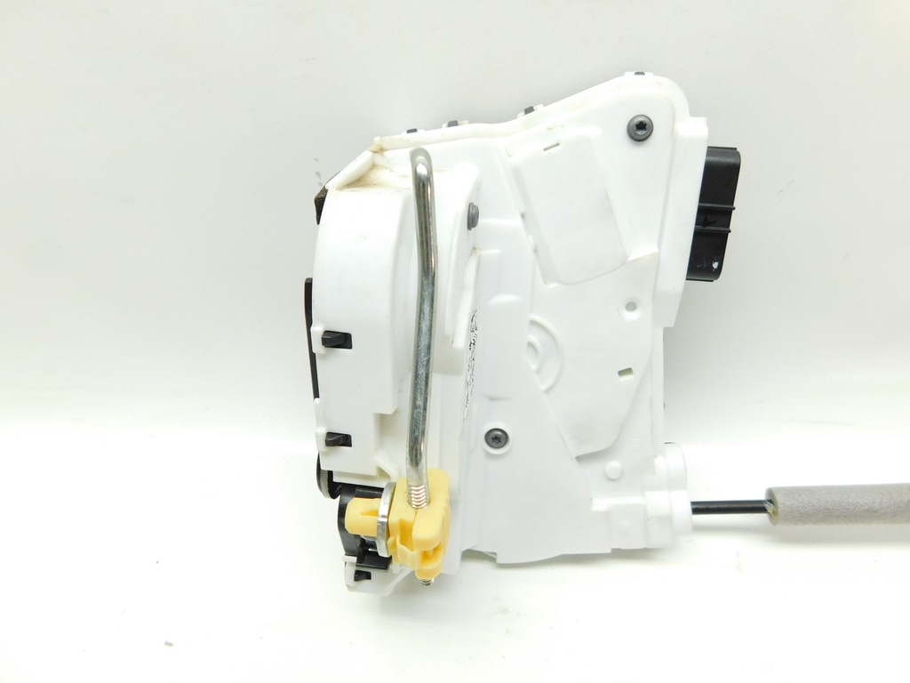 фото №11, Замок правий задня 4 контакти 10845783 - mg zs suv 2022r 17-24 eu