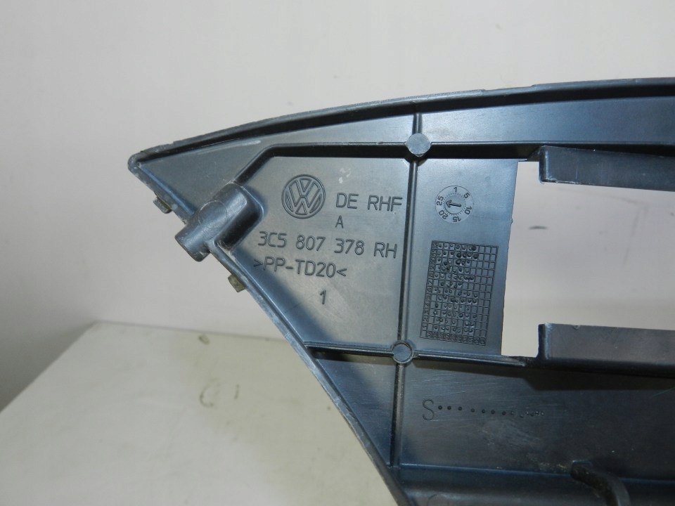 фото №6, Молдинг напрямна бампера правий задня vw passat b6 05-10