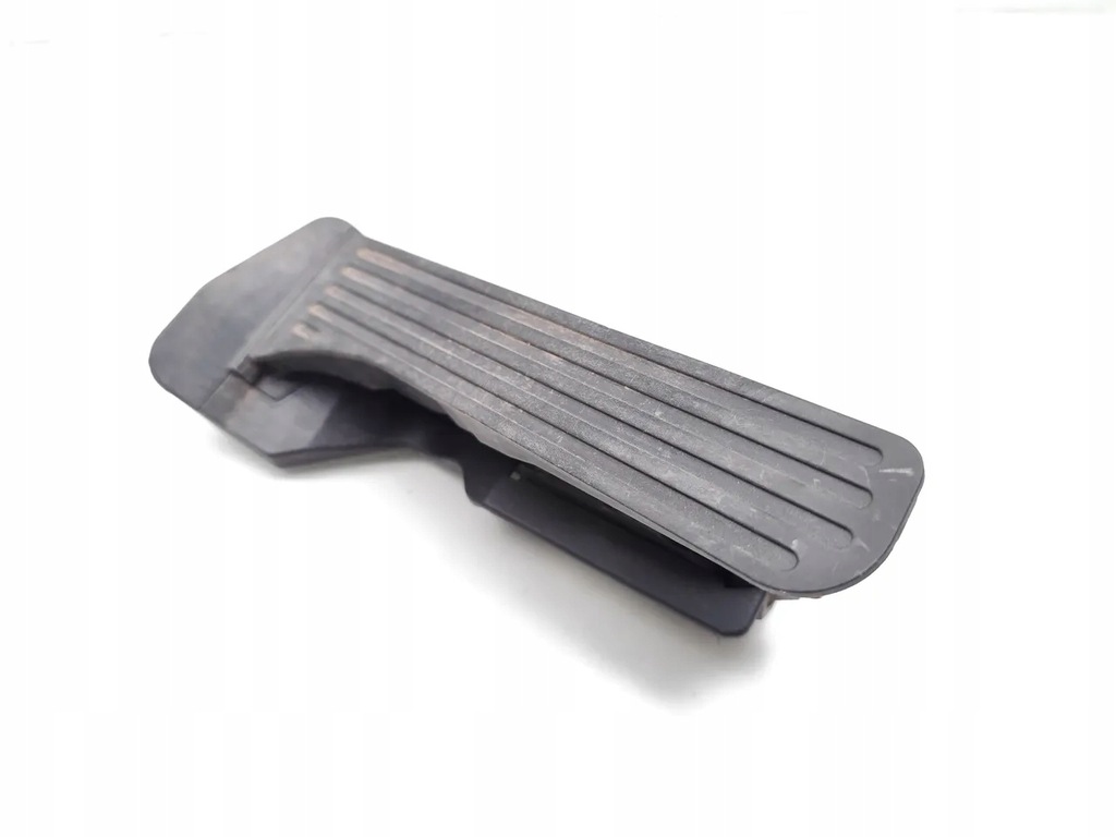 фото №10, Vw scirocco педаль газу / прискорення 2.0 tsi бензин 155kw 210 hp 2011