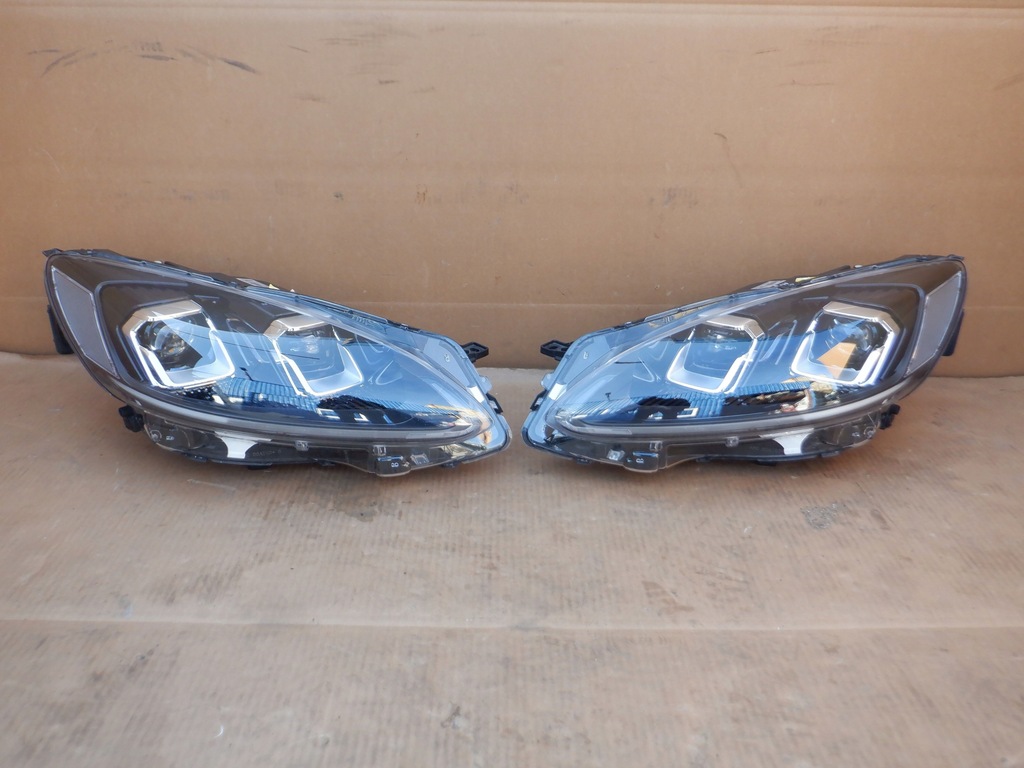 фото №1, Лампы лампа full led поворотные ford kuga mk3