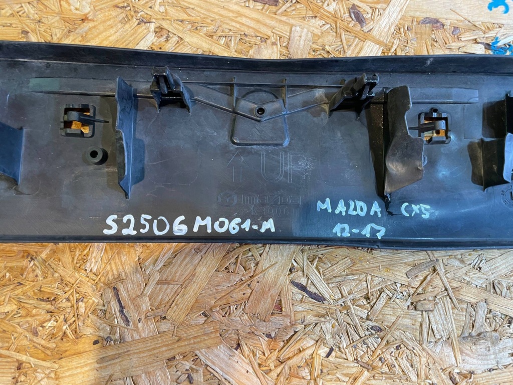 фото №9, Mazda cx5 cx-5 i 1 ke 12-17 молдинг підкладка pod номерний знак бампер перед