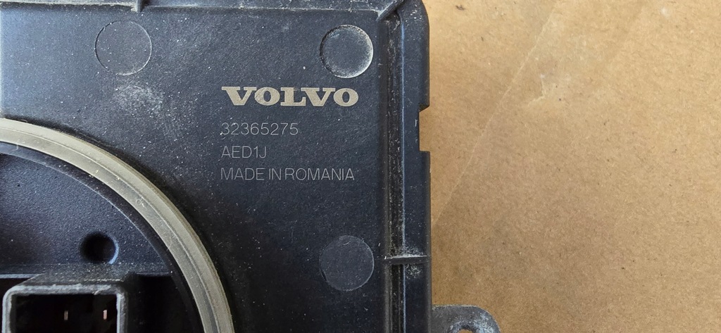 фото №2, Преобразователь volvo xc60 ii модуль led лампы 32365275