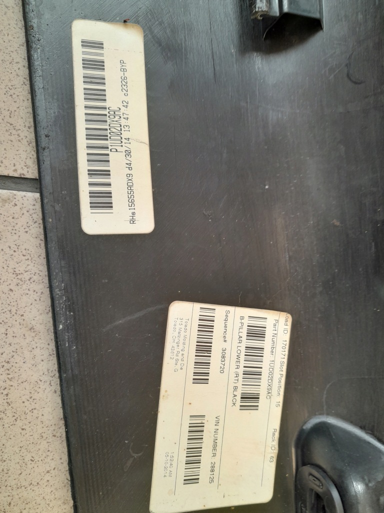 Jeep cherokee kl v 2014- захист обшивка стійка середній ліва права Оригінал