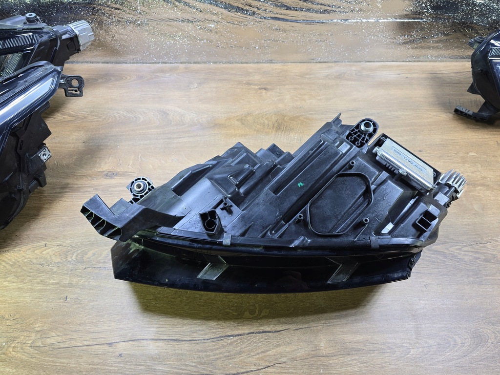 фото №9, Skoda octavia iv 4 лампа передняя правая full led 5e4941016a