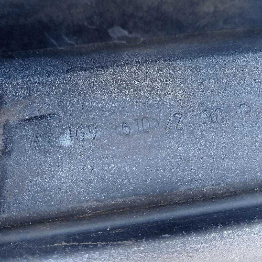 Mercedes b-klasa w245 порог накладка  порог правая a1696102208 Недорого