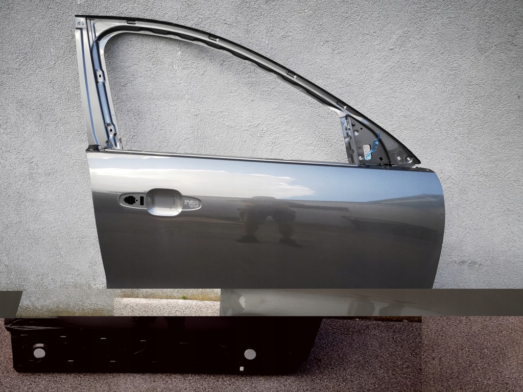 фото №1, Ford kuga mk3 19- дверь правый перед передний