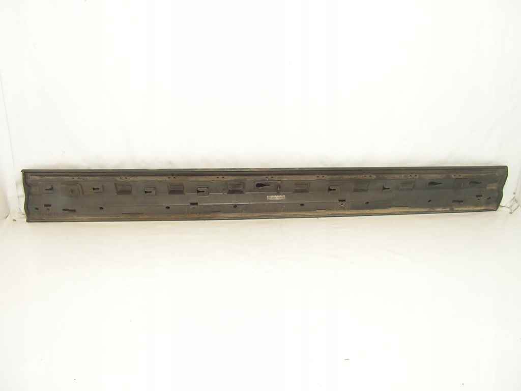 фото №10, Maserati levante молдинг дверь левый перед 2016