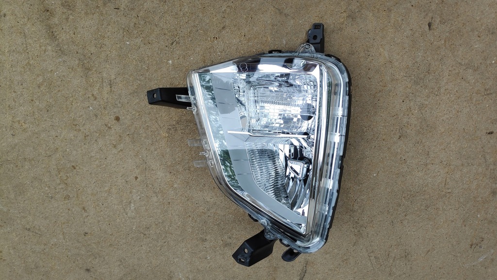 фото №1, Mitsubishi eclipse cross 18- противотуманная фара левый