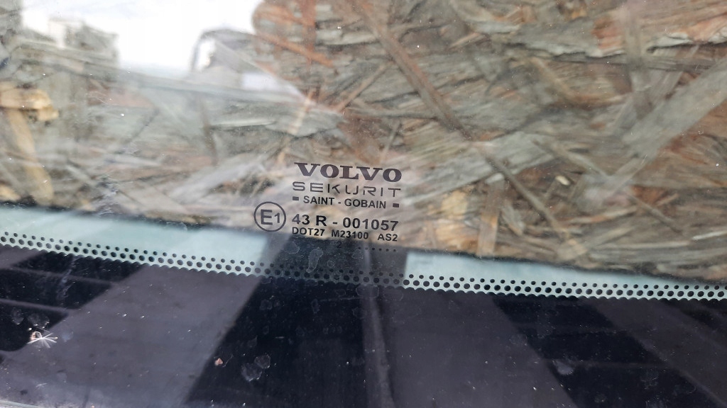 фото №5, Стекло задняя volvo s40 i 95-04r