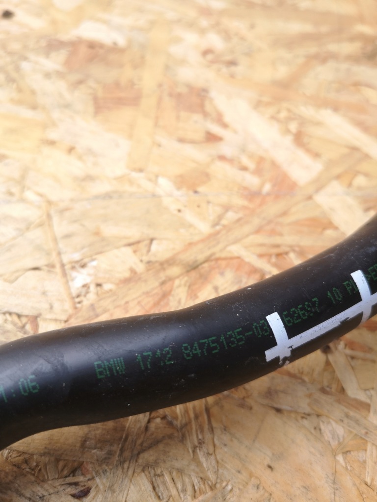 Bmw ix i20 пабтрубок  шланги воды клапан 9462114 8475144 25 rok Доставка