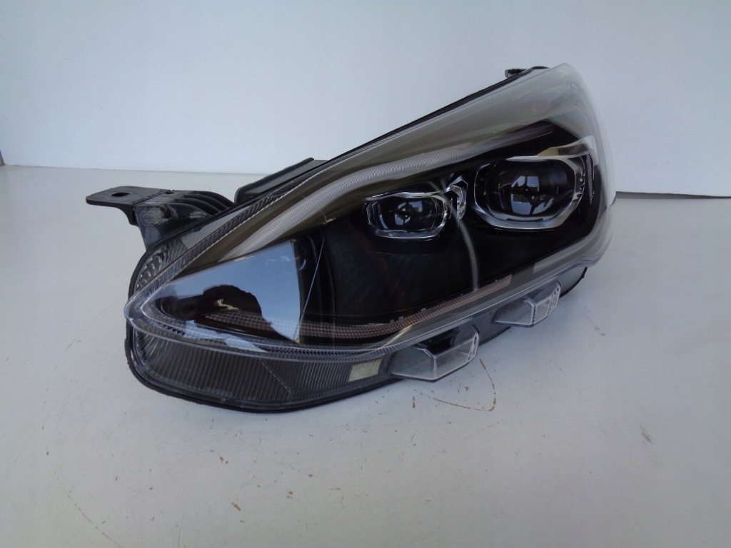 Купити Фара ліва фара ford focus mk4 18- full led