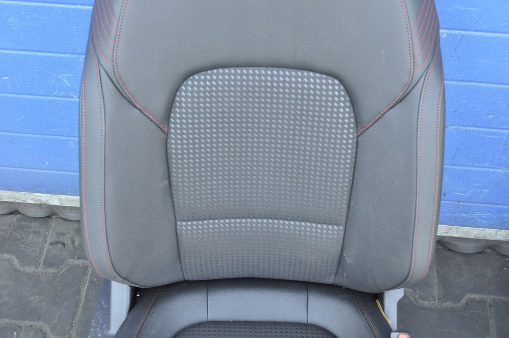 фото №8, Ford focus mk4 сиденья заднее сиденье обшивки кожа 20r uk