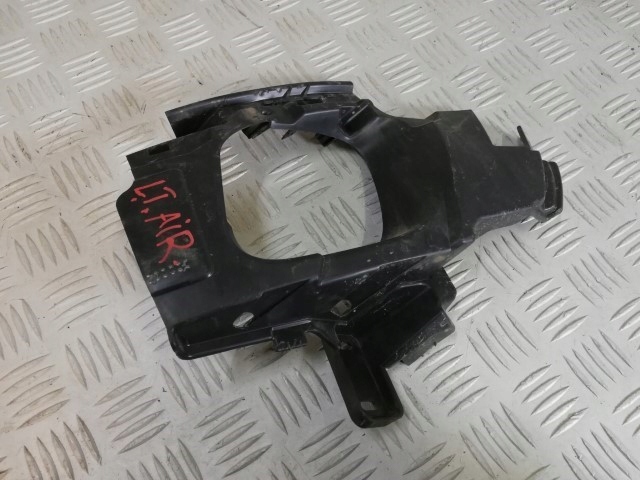 фото №1, C5 aircross напрямна кронштейн лампи задня бампера