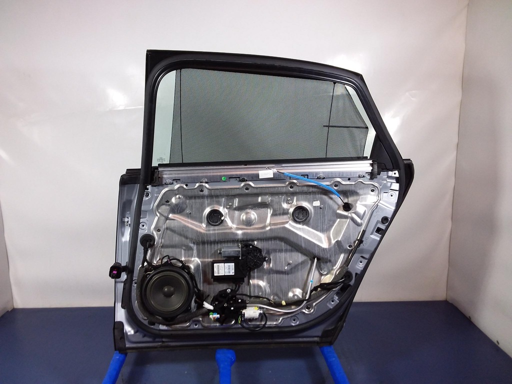 фото №5, Audi a8 d3 lift long дверь задняя правое ly7j