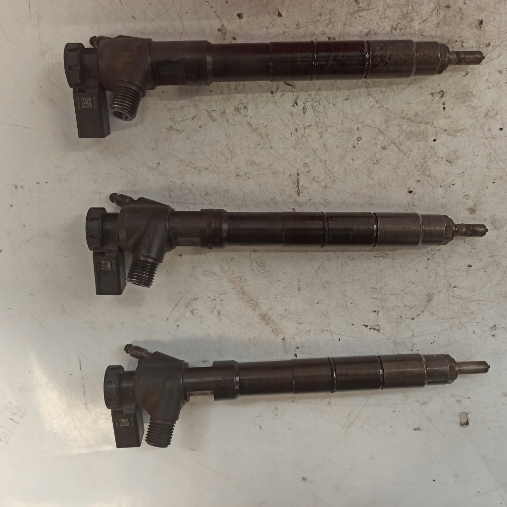 фото №13, Skoda fabia iii 1.4 b форсунка пального 04b130277j