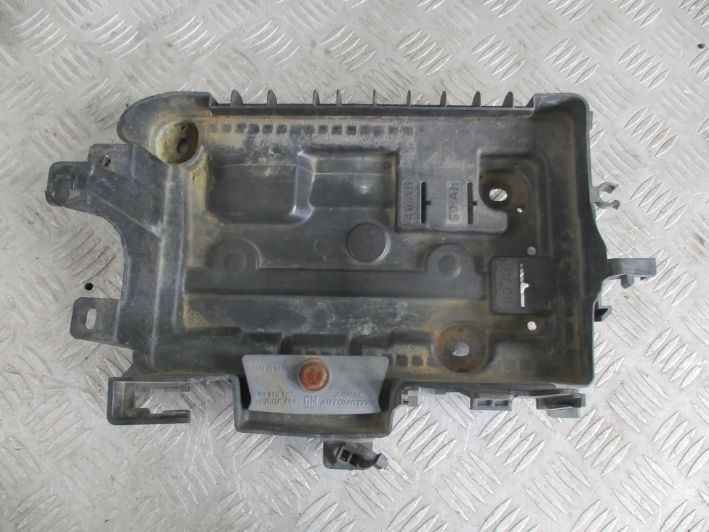 фото №1, Основание аккумулятор opel corsa 06-11r 13296473