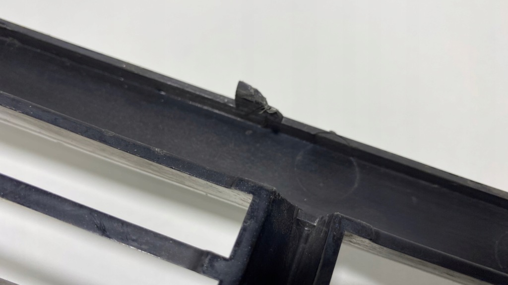 Решітка бампера bmw e36 8165145 Доставка