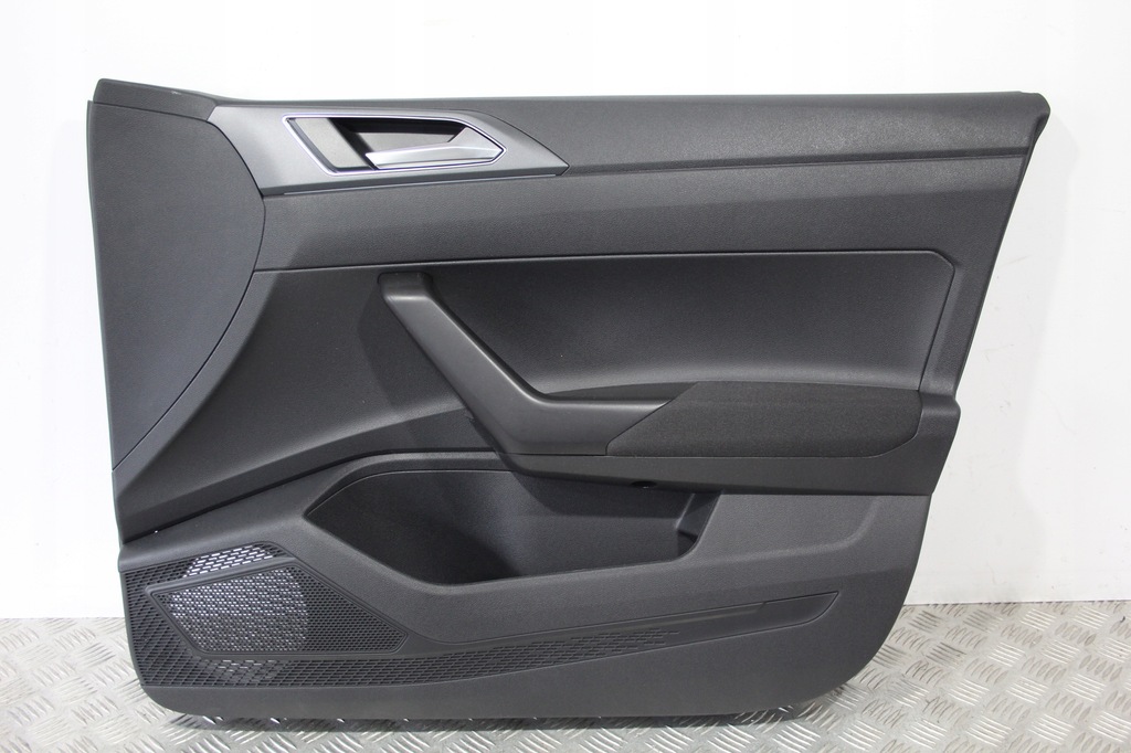 фото №1, Обшивка дверь правый перед vw taigo 2g7 r-line
