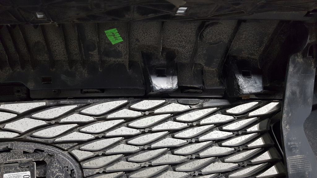 фото №9, Infiniti q30 q 30 2015 - бампер перед 2418