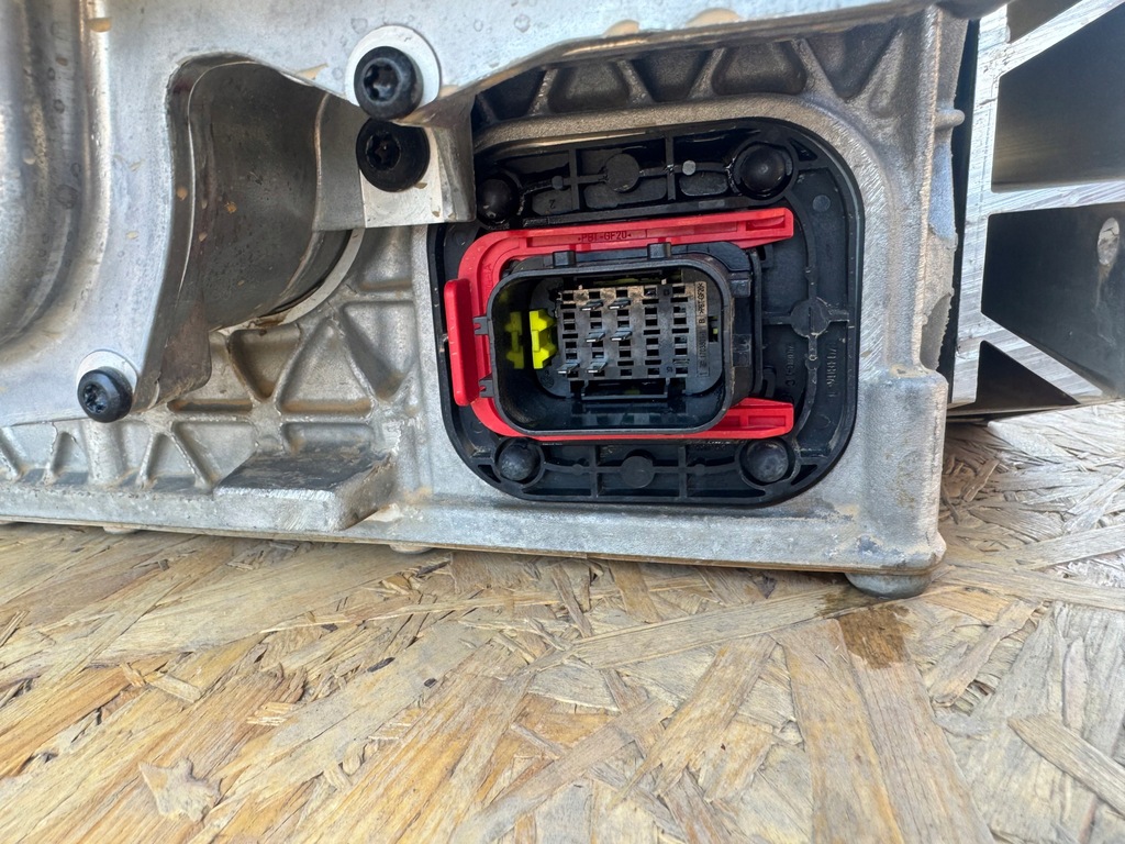 фото №13, Аккумулятор зарядное устройство audi q5 80a гибрид plug-in 80a915099g