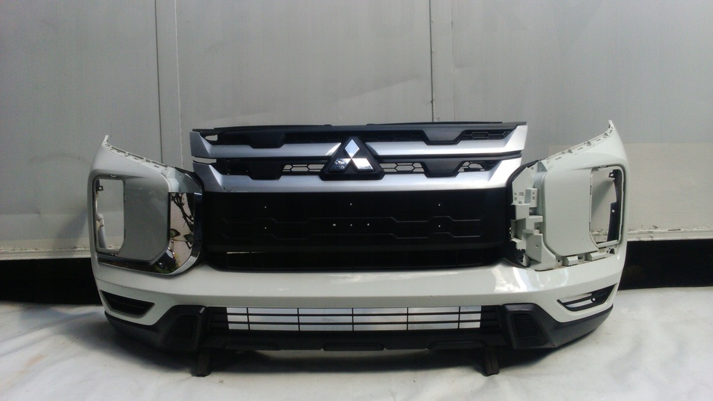 фото №1, Mitsubishi asx бампер перед передний 19r-