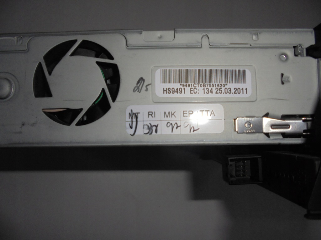 фото №6, Audi a4 b8 a5 a6 q5 панель зчитувач навігації 2011r