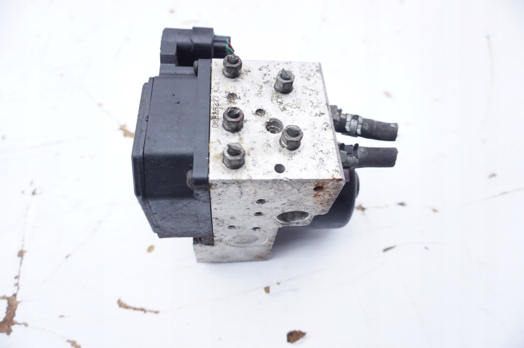 фото №1, Насос abs 44540-24010 lexus is 200 is200