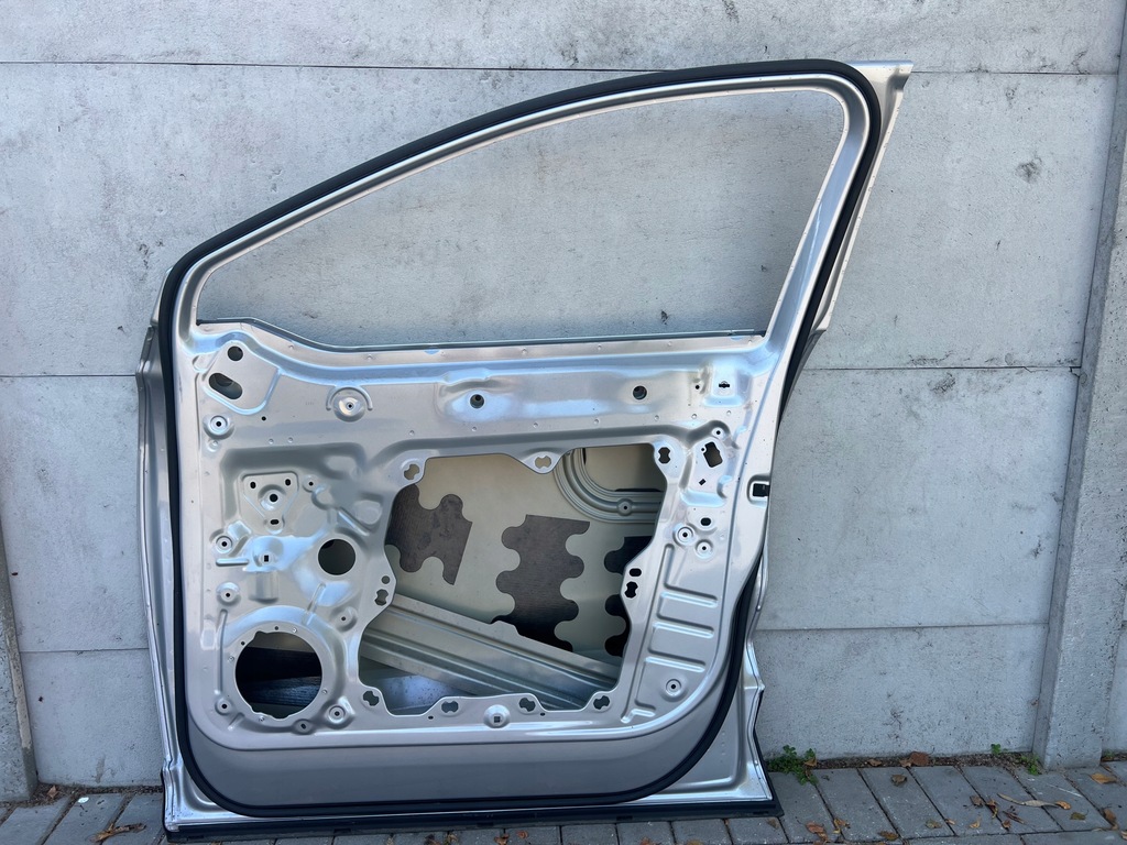 фото №13, Дверь audi q4 e-tron etron перед правый передние правое