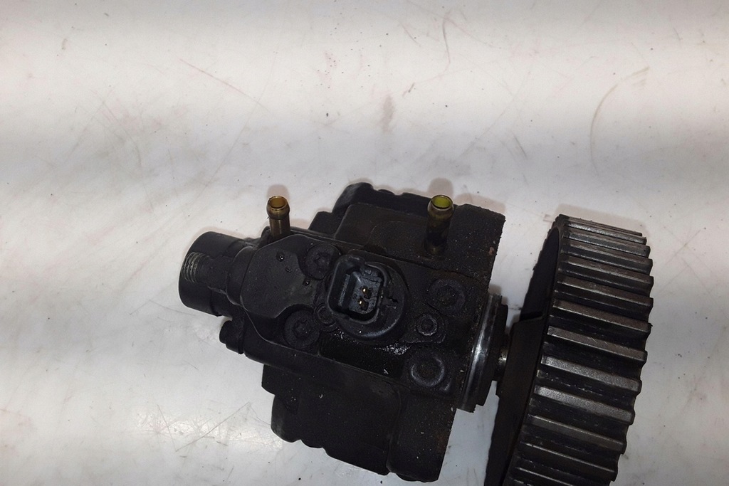 фото №8, Насос топлива peugeot 406 coupe 8c 0281002493 2.2l дизель 98kw 2001