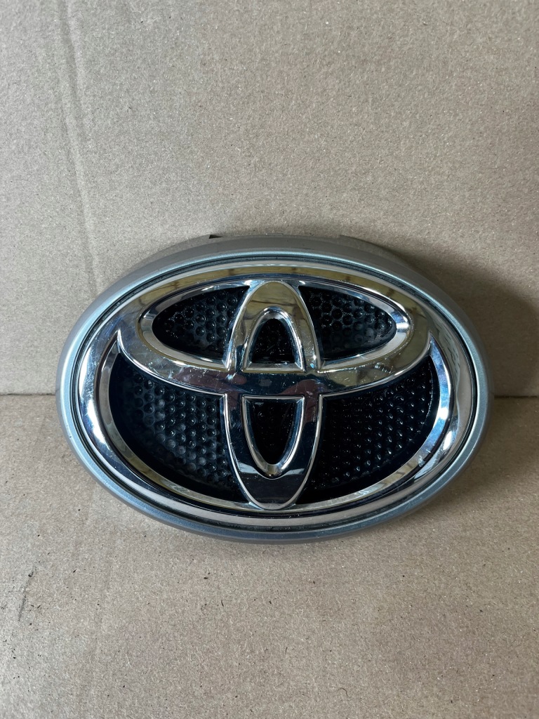 фото №1, Эмблема значок перед land cruiser 150 53143-60030