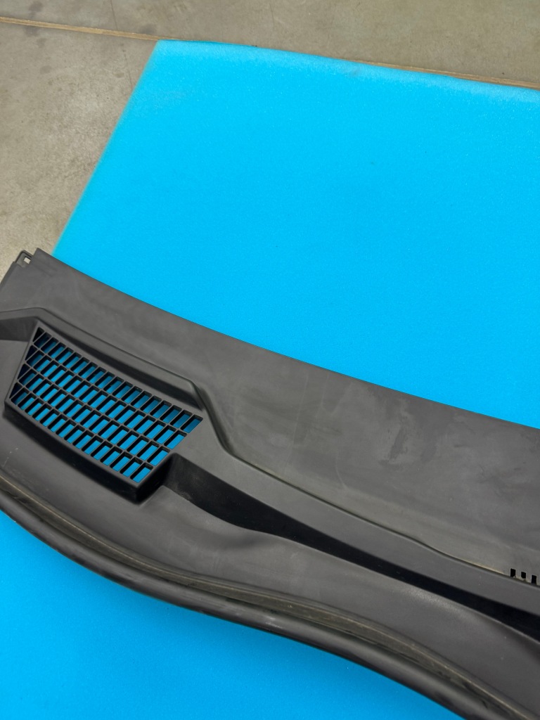 Жабо v klasa w447 рестайлінг  прокладка оригінал a4478870000 Доставка