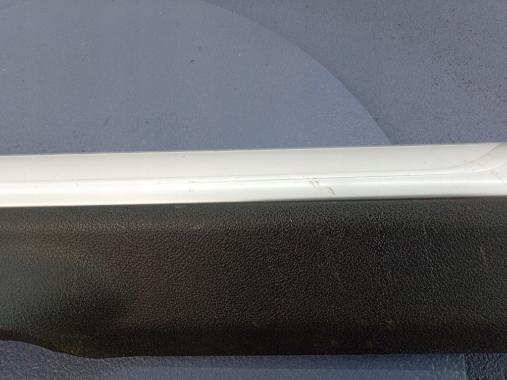 Bmw 7 g12 молдинг накладка порог левая задний 7343469 Недорого