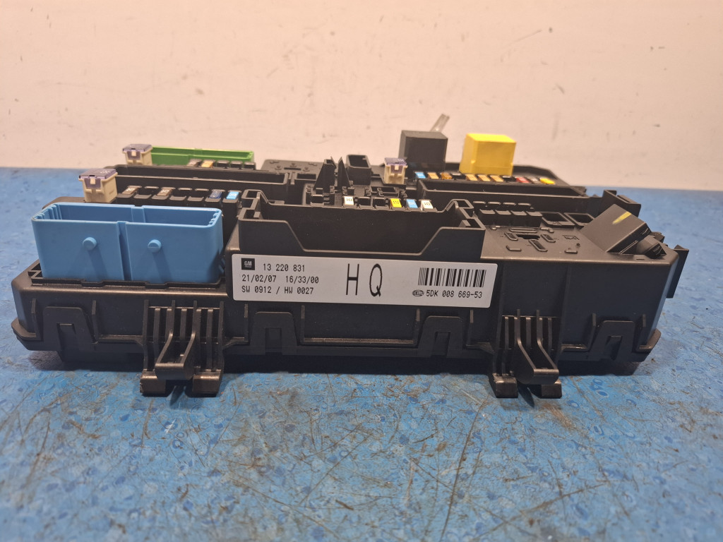 фото №7, Opel astra h 1.6 коробка запобіжників 13220831