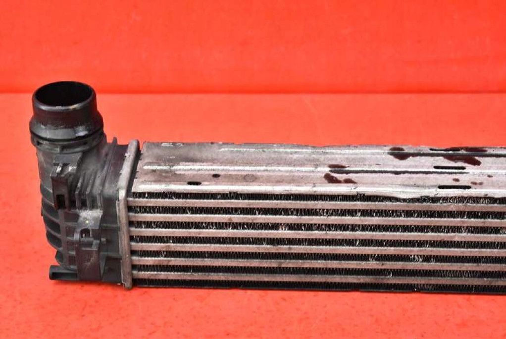 Радиатор интеркулер 144960006r renault megane 3 3 1.5 dci 85 km 08-14 Цена