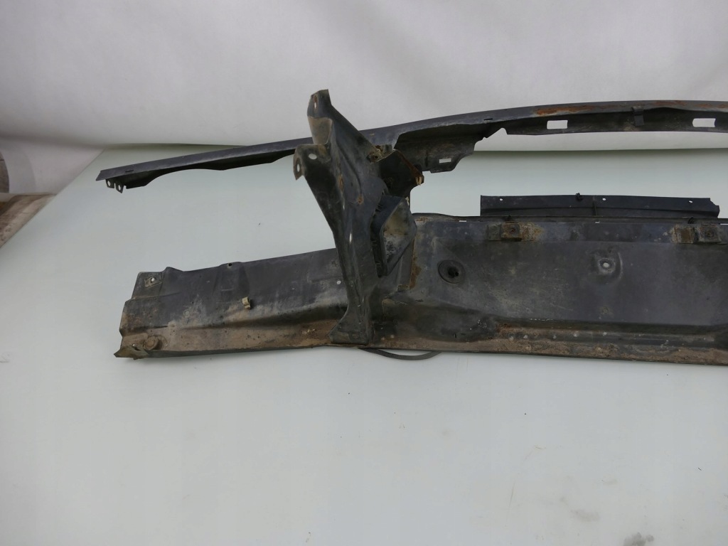 фото №9, Bmw 7 e32 pas передний усилитель молдинг 181