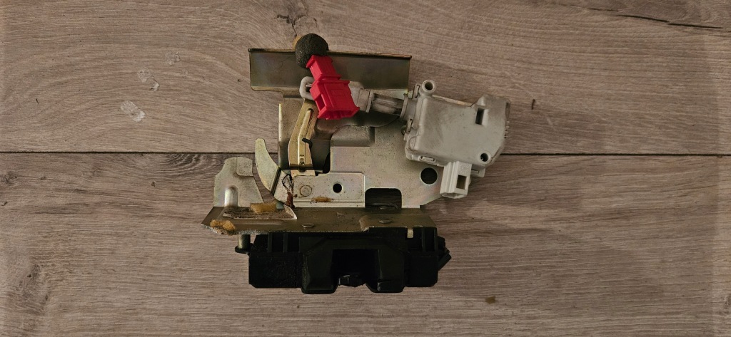 фото №1, Замок крышки багажника galaxy i fl 7m4827501b