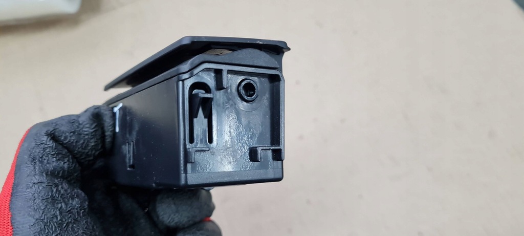 фото №5, Sq8 4m rsq8 q8 пепельница левая левый задняя задняя 24r 4g8857405a